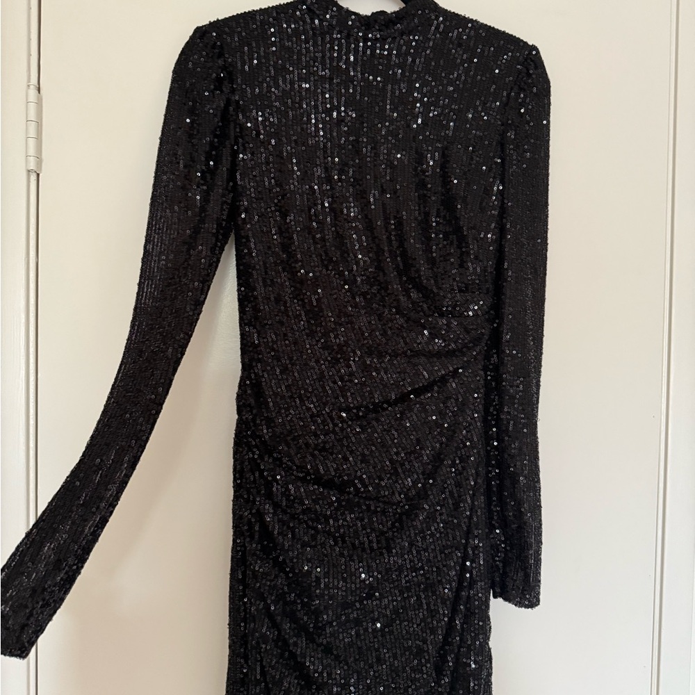 MacDuggal NWT Sequin Mini NYE !!